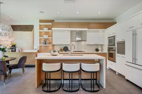 80 Glenvale Boulevard, ON M4G 2V6
