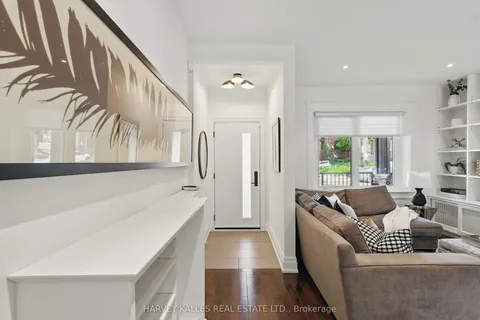 34 Winnett Avenue, ON M6C 3L3