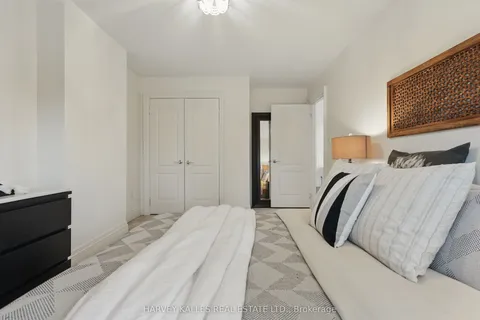 362 Broadway Avenue, ON M4P 1X2