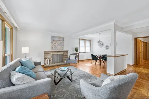 186 Burbank Drive, ON M2K 1P4