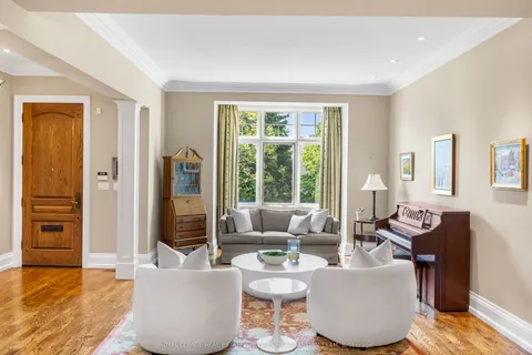 114 Belsize Drive, ON M4S 1L7