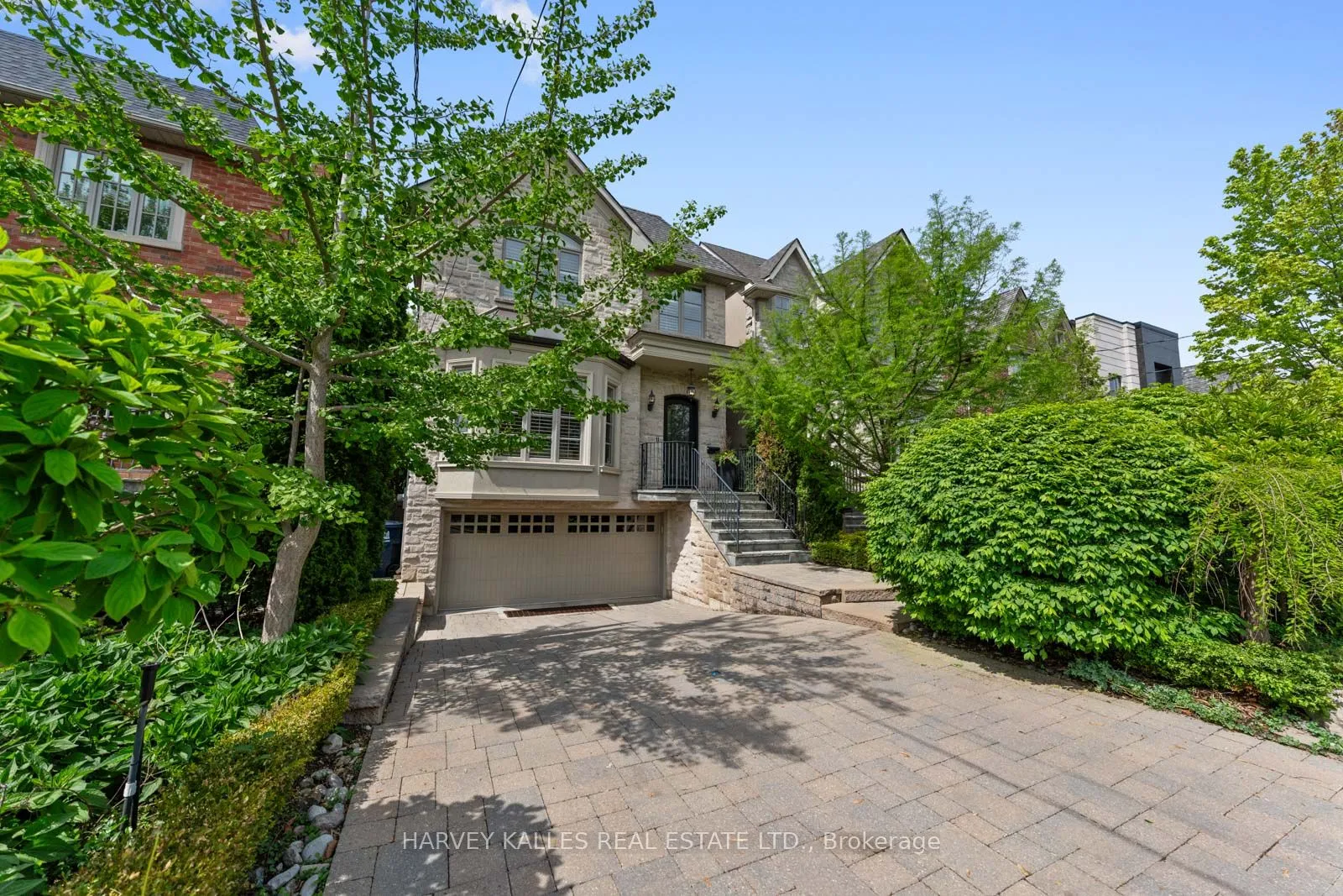 538 Woburn Avenue, ON M5M 1L9
