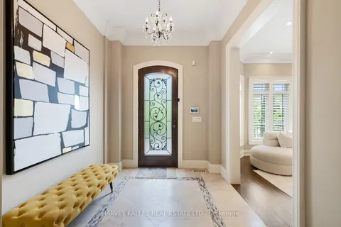 538 Woburn Avenue, ON M5M 1L9
