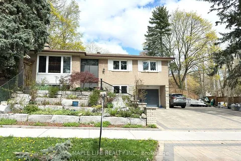 92 Rameau Drive, ON M2H 1T9
