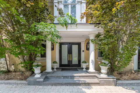 88 Old Colony Road, ON M2L 2K2