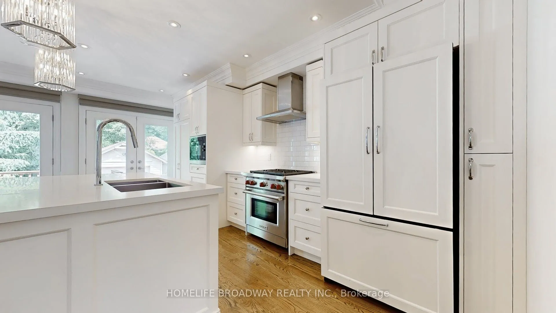 30 Kilbarry Road, Toronto, ON M5P 1K5