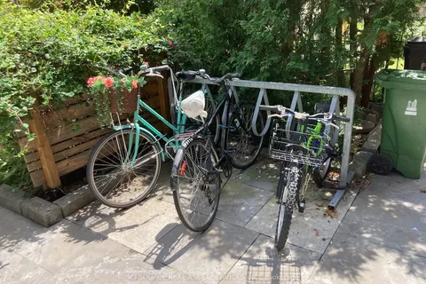 72 Pembroke Street, ON M5A 2N8