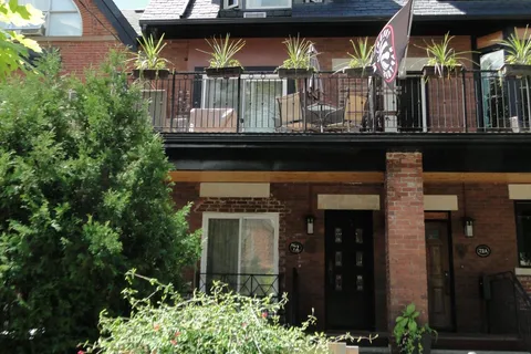 72 Pembroke Street, ON M5A 2N8