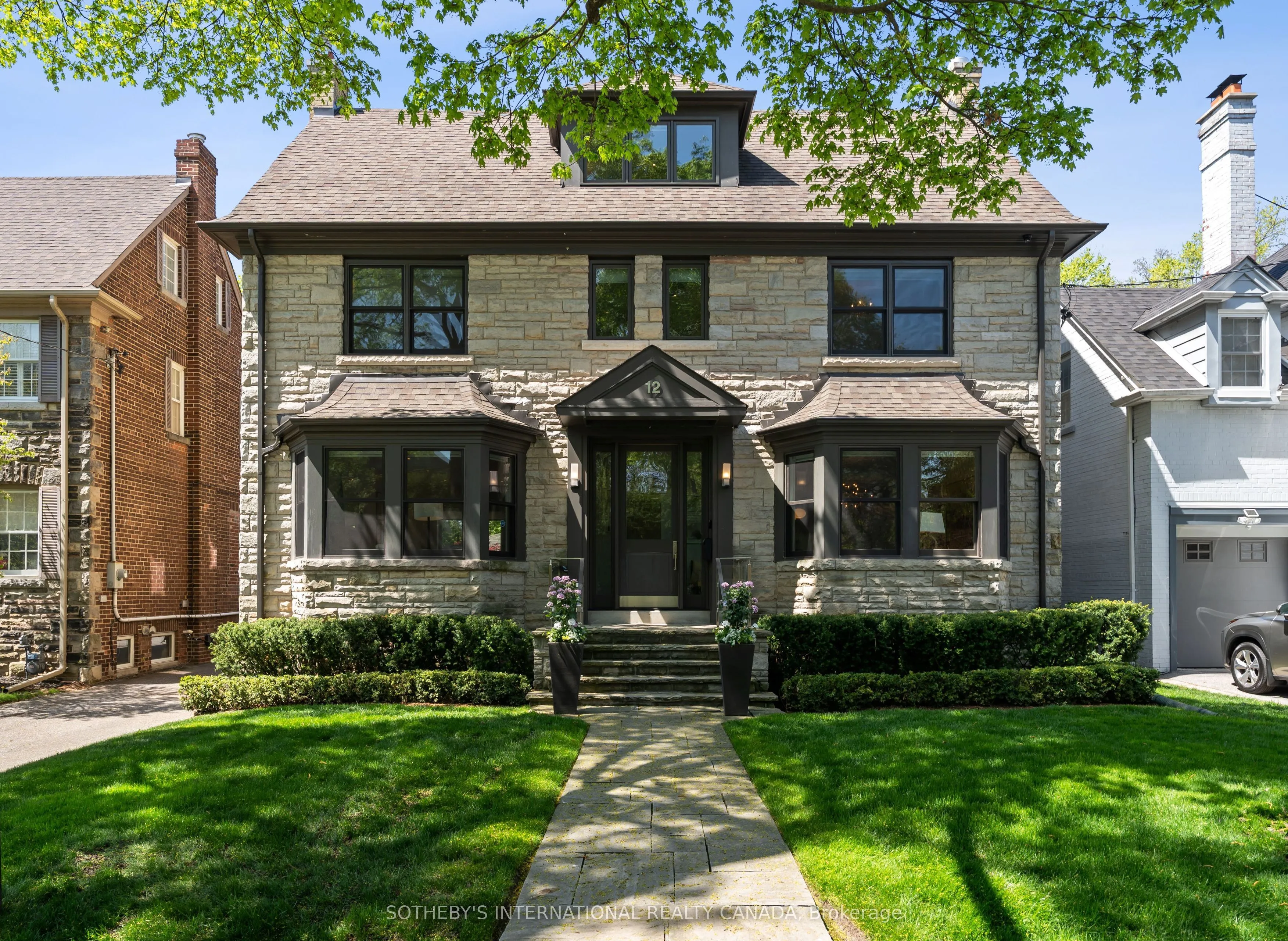 12 Highland Crescent, ON M4W 2S7
