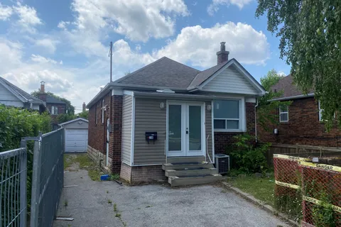 236 Cedric Avenue, ON M6C 3Y1