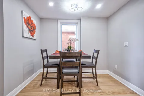 157 Glenholme Avenue, ON M6E 3C5