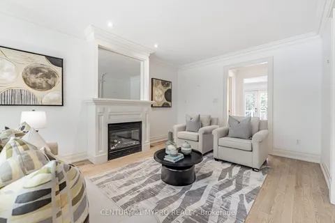 54 Ridge Hill Drive, ON M6C 2J4