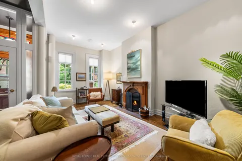 100 Amelia Street, ON M4X 1E4