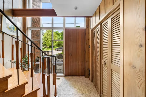 9 Audubon Court, ON M2N 1T8