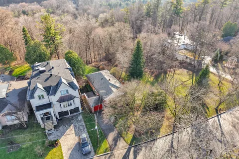 16 Gwendolen Crescent, ON M2N 2L7