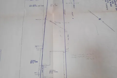 16 Gwendolen Crescent, ON M2N 2L7