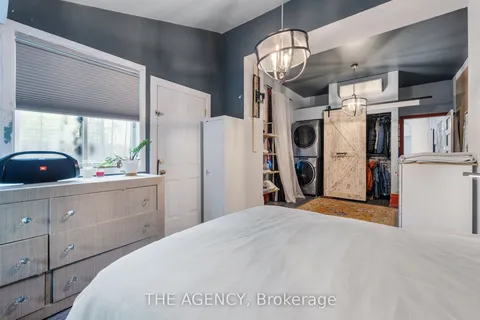 31 Rose Avenue, ON M4X 1N7