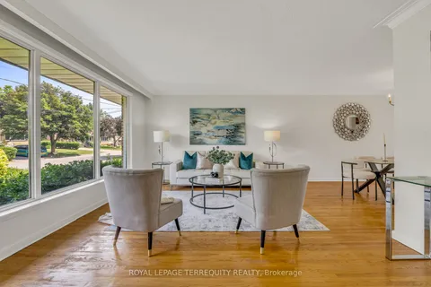 35 Lissom Crescent, ON M2R 2P2