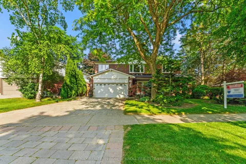 20 Sonata Crescent, ON M3B 2C4