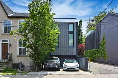 41 Berryman Street, ON M5R 1M7
