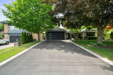 42 Heathview Avenue, ON M2K 2C1