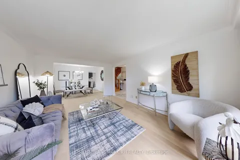 16 Clayland Drive, ON M3A 2A4