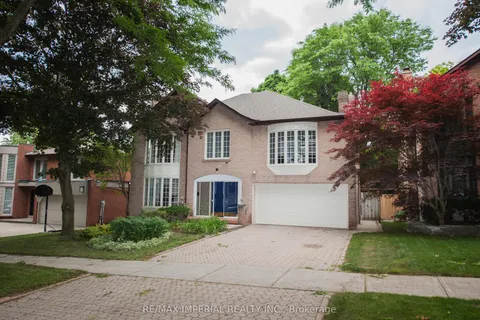 11 Riderwood Drive, ON M2L 2X4