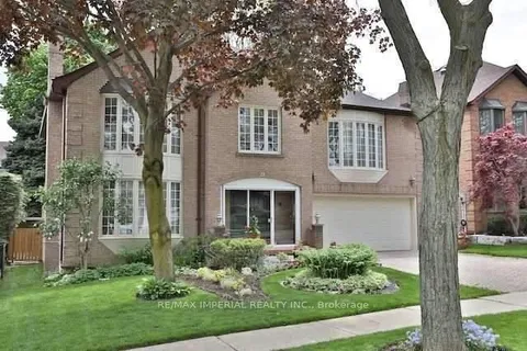 11 Riderwood Drive, ON M2L 2X4