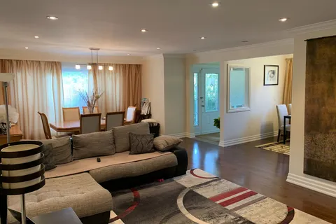 66 Dewlane Drive, ON M2R 2P8