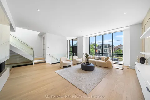 22 Divadale Drive, ON M4G 2N9
