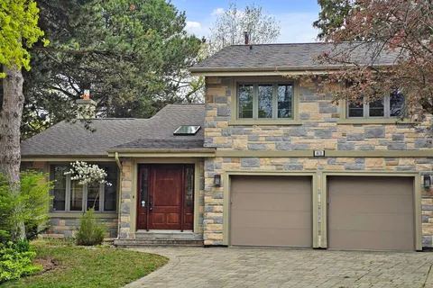 43 Bamboo Grove, ON M3B 2C8