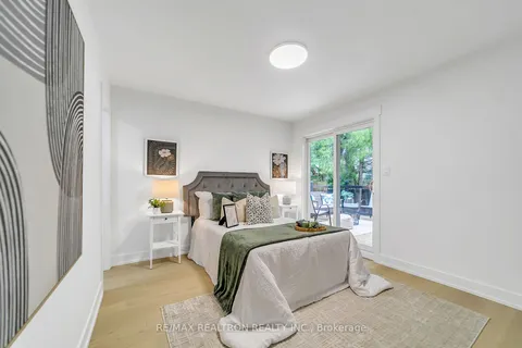 250 Acton Avenue, ON M3H 4J1