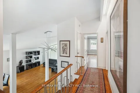 40 Arlstan Drive, ON M3H 4V9