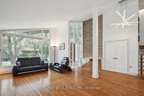 40 Arlstan Drive, ON M3H 4V9