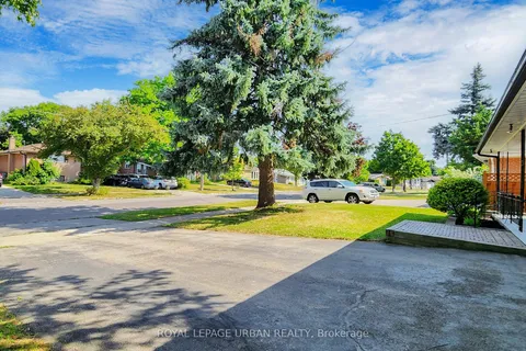 186 Roywood Drive, ON M3A 2E6