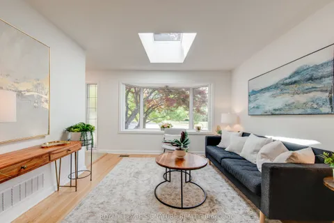 86 MURELLEN Crescent, ON M4A 2K5