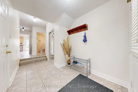 26 Rumi Crescent, ON M4A 2X6