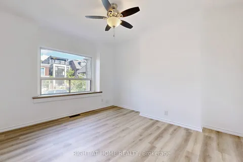 656 Crawford Street, ON M6G 3K2