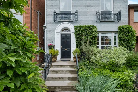 122 Farnham Avenue, ON M4V 1H4