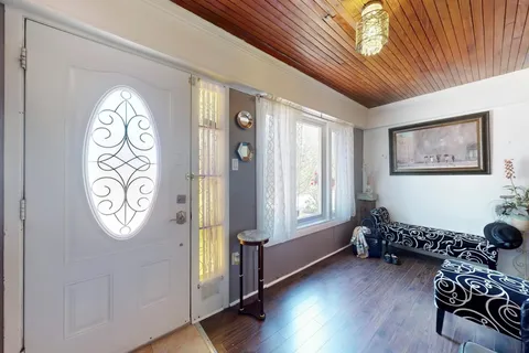 286 Glenholme Avenue, ON M6E 3C8