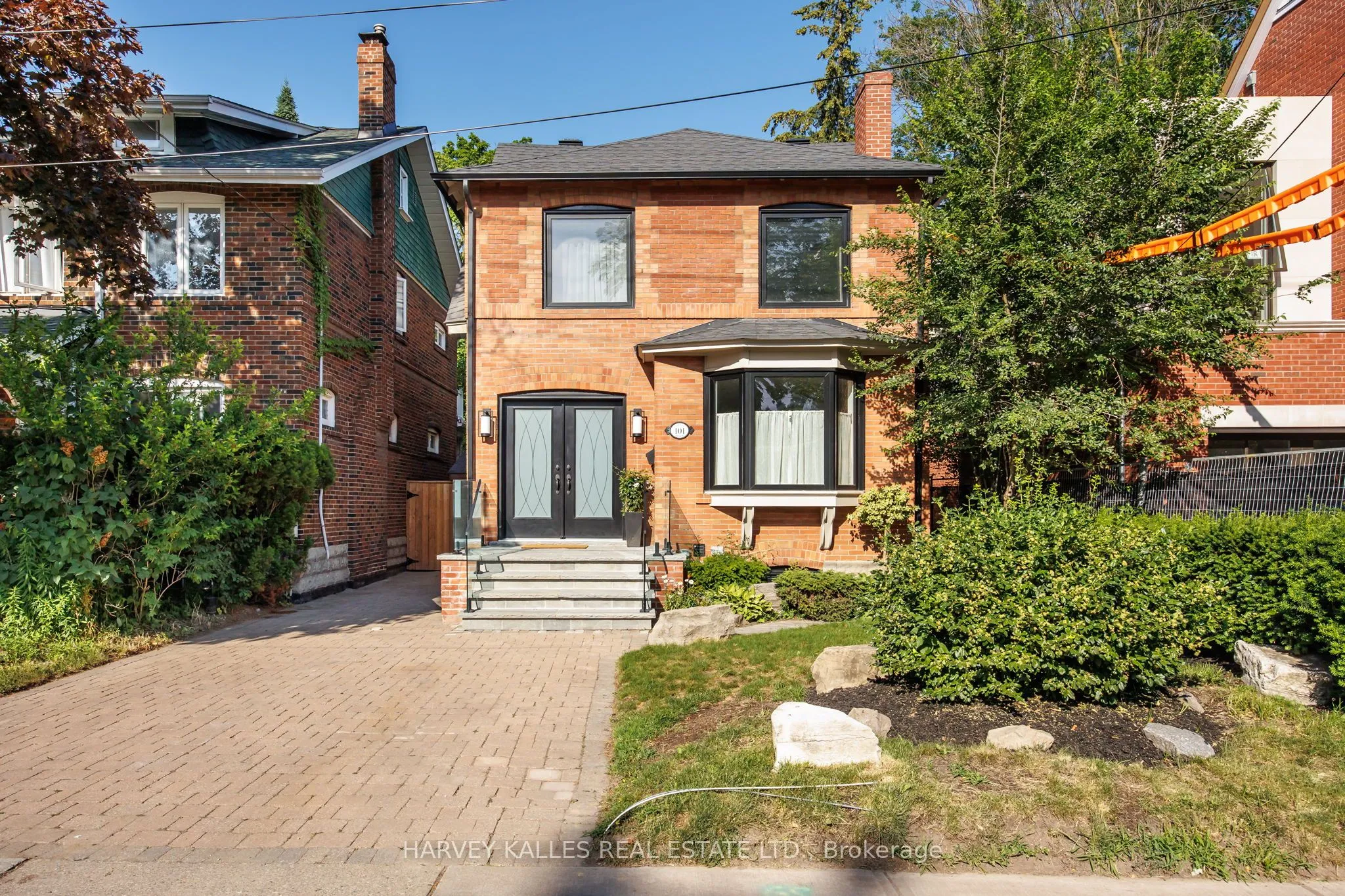 101 Clifton Road, ON M4T 2G3