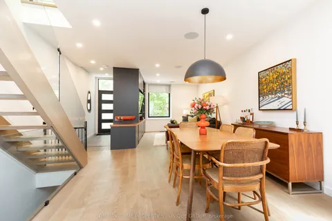 137 Marlborough Place, ON M5R 3J5