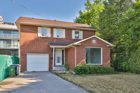18 Dervock Crescent, ON M2K 1A7
