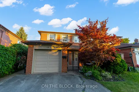 15 Fontainbleau Drive, ON M2M 1P1