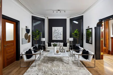 37 Madison Avenue, ON M5R 2S2