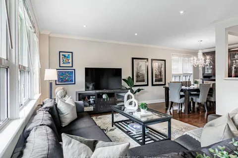 74 Alexis Boulevard, ON M3H 2P7