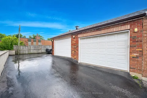561 Oakwood Avenue, ON M6E 2X4