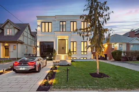 595 Broadway Avenue, ON M4G 2S4