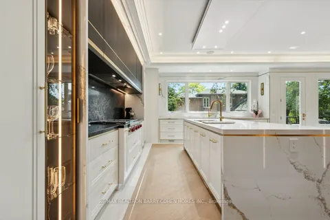 47 Danville Drive, ON M2P 1J2
