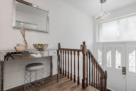 30 Burleigh Heights Drive, ON M2K 1Y7